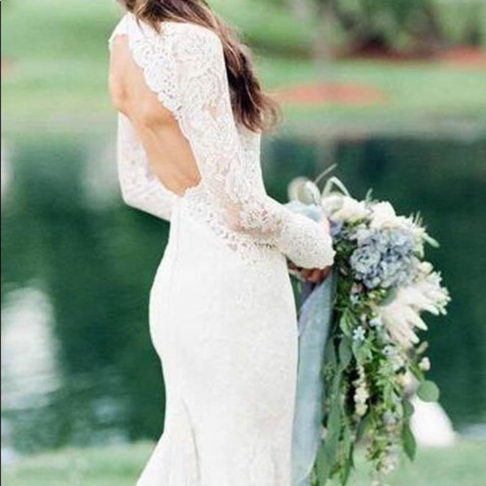 Mermaid Backless Long Sleeve Lace Wedding Dress